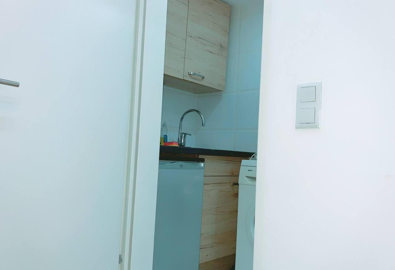 Premier Studio 2p Lg * Viena